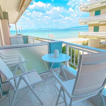 A Wonderful Apartment In Front Of The Sea! Peraía Exterior foto
