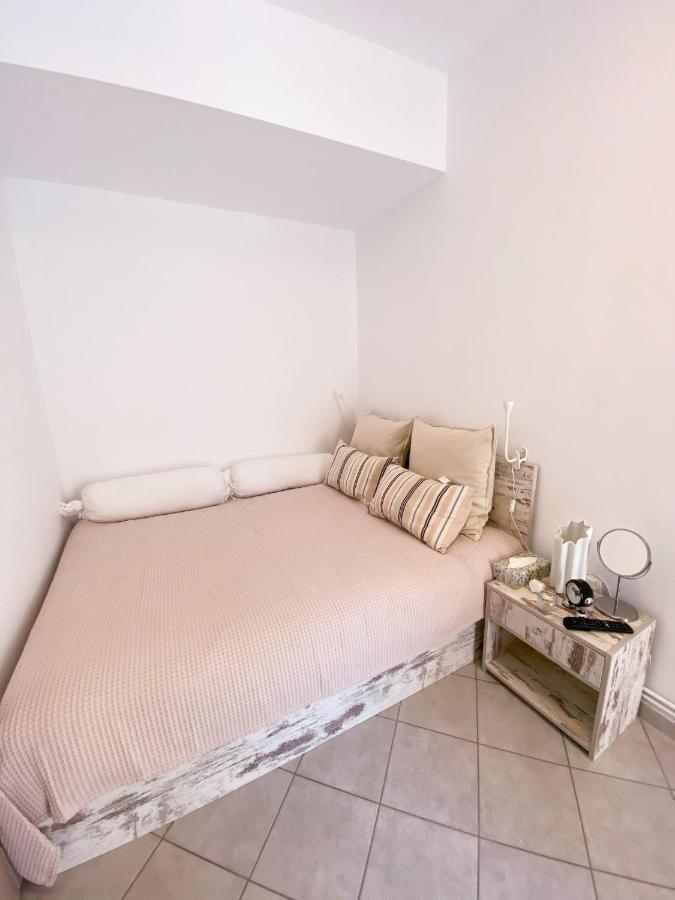 A Wonderful Apartment In Front Of The Sea! Peraía Exterior foto