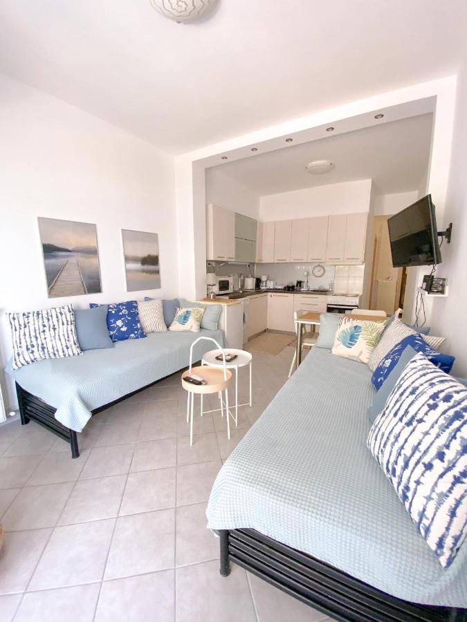 A Wonderful Apartment In Front Of The Sea! Peraía Exterior foto